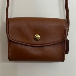 Vintage Coach Leather Chrystie Crossbody Bag 9892